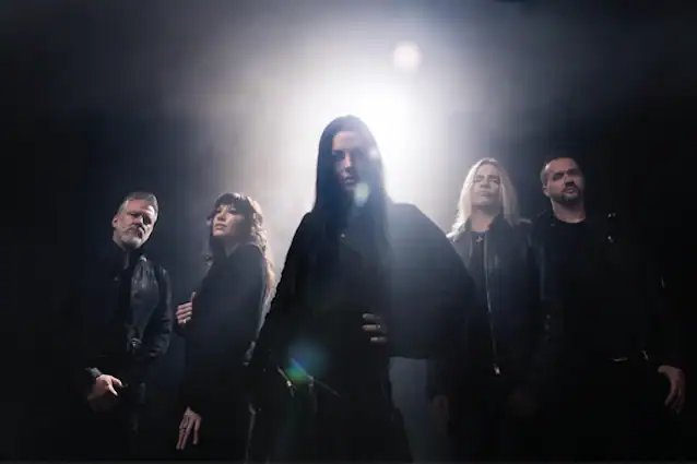 Read more about the article EVANESCENCE announces new album “Sanctuary” and shares first single “Who Will You Follow”