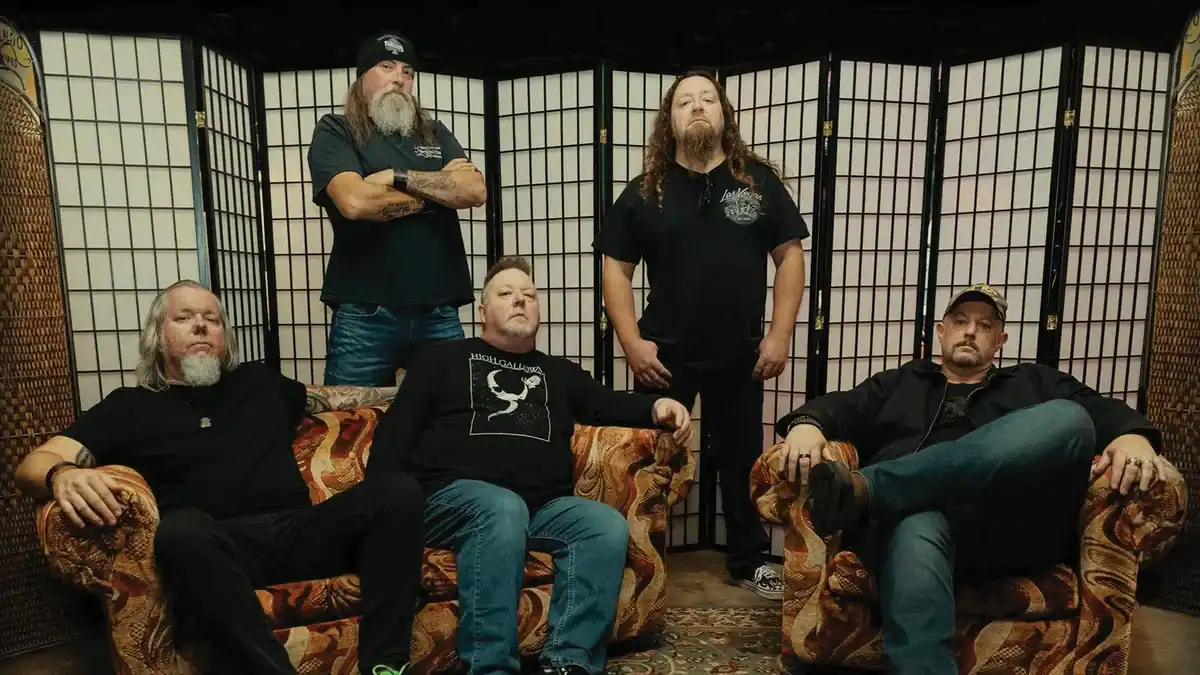 Heavy Rockers CARBELLION drop new video and single “This Is...