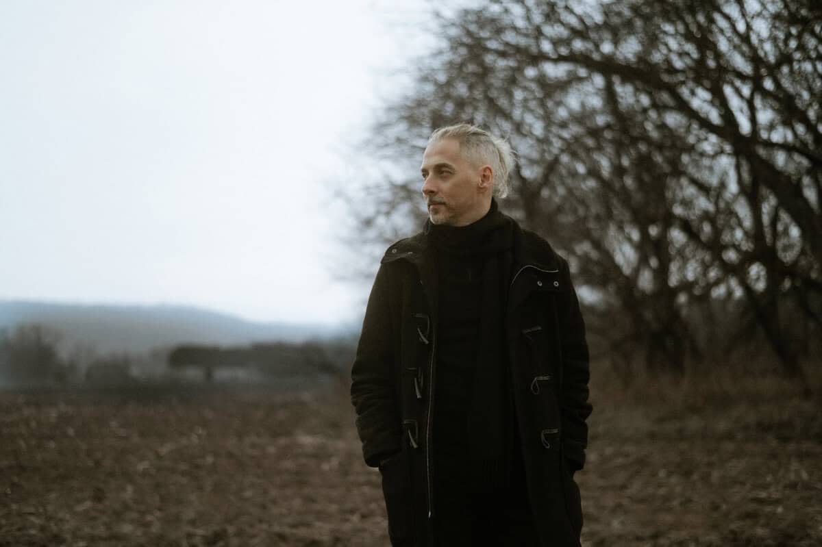 Thy Catafalque Return with Single “Búcsú a piros madártól&#...